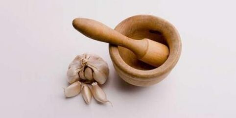 bawang putih terhadap parasit